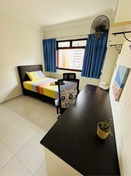 Choa Chu Kang Avenue 5 (Choa Chu Kang), HDB Executive #505328241